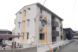 ホワイト ヒル【3階】の外観