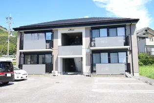 メゾンエトワール B棟【1階】の外観