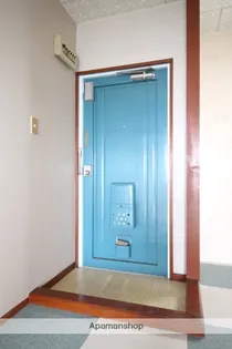 こーぽなんごく【302号室】の玄関