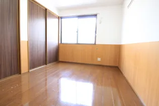 メゾン・テルシャトー B棟【B102号室】の内装