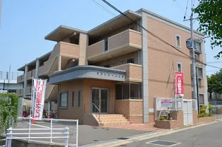 ラフレシール城南【1階】の外観