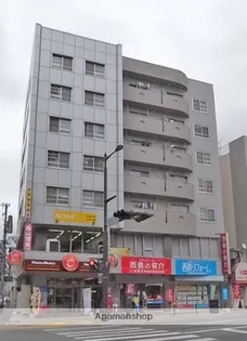 三角ビルの画像