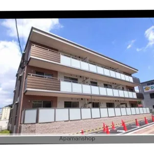 プルヌスコリーヌ【3階】の外観