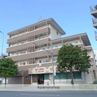 レントハウス九産大前ビル【4階】の外観