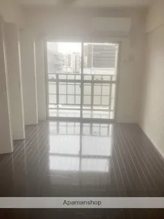 グロースメゾン博多山王【4階】の居間