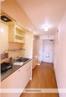 ホワイトシャトー大橋参番館【4階】の玄関