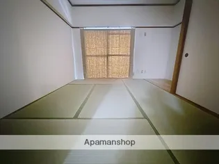 第2高宮台ハイツ【2階】の居間