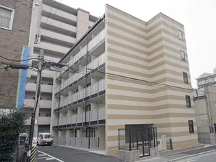 レオパレスナラヤ【5階】の外観