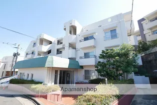 グリーンマンション多賀【3階】の外観