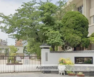 ナウヴィレッジ港【3階】の内装