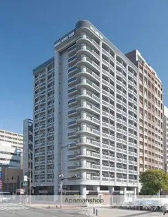 ロイヤルリバービュー【8階】の外観