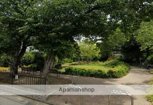 エステートマンション西公園【3階】の周辺