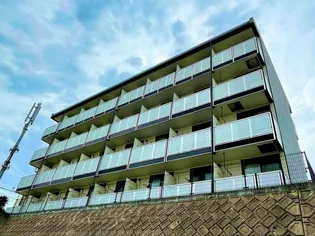 レオパレス七隈【3階】の外観