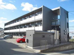 レオパレス月隈南【3階】の外観