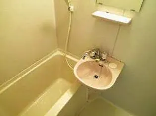 シティハウス名子【2階】の内装