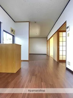 華杜コーポ (カズコーポ)【1階】の玄関