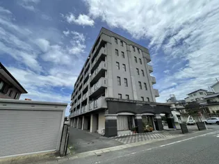 リバティ館【5階】の外観