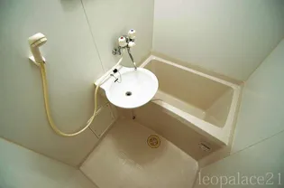 レオパレスRESIDENCEⅡ【1階】の風呂