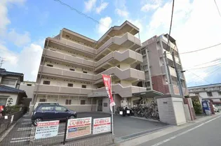 エバー グリーン【2階】の外観