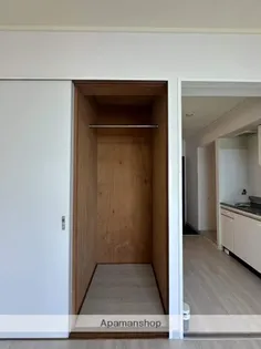 PLEAST箱崎公園前【3階】の内装