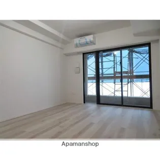 ルーグ箱崎【1階】の内装