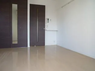 エンクレスト博多駅前Ⅲ【7階】の居間