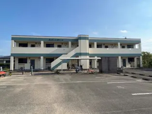 グリーンラティールの画像