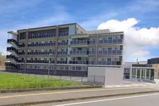 ボルドーV番館の画像