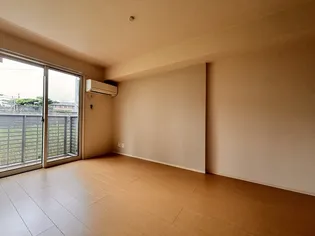 グレイス仁【1階】の居間