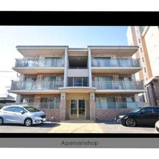 アクシスコートの画像