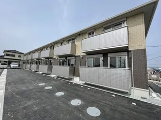 マハロ【1階】の外観