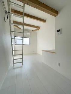 ナナザスタイル長浜【A3号室】の居間