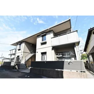 ソレイユアパートの画像