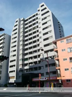 エステートマンション西公園【3階】の外観