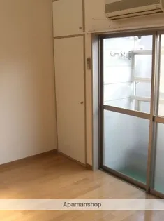 シティボックス西新【2階】の居間