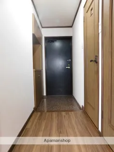 ホームズ室見川【3階】の玄関