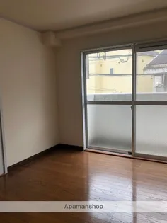 リリーフ愛宕Ⅱ【2階】の居間