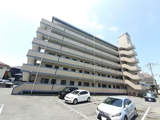 ファミール忠四郎の画像