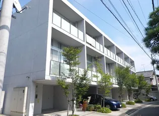 タテスリー地行の画像