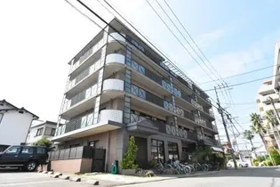 ウイング福重の画像