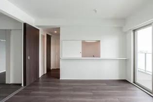 エンクレストGRAN博多駅前【13階】の居間