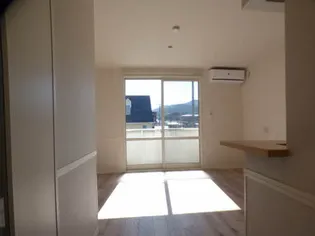 ファミール城南【2階】の内装