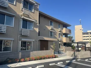 リトルノナチカ【3階】の外観