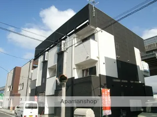 W−OOO【1階】の外観