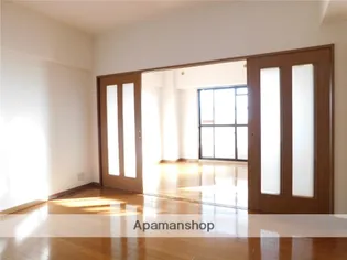 ブライトヒルズ小田部【7階】の内装