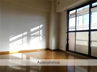 ブライトヒルズ小田部【7階】の内装