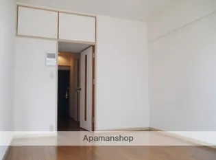 エステートモア鳥飼NOVA【3階】の居間