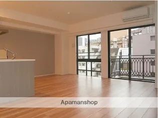 サンリベラ・プライム天神大名レジデンス【5階】の居間