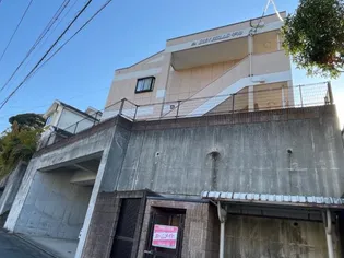 サンヒルズ平和【2階】の外観