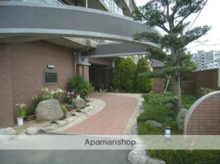 エレガントヴェルス【2階】の外観